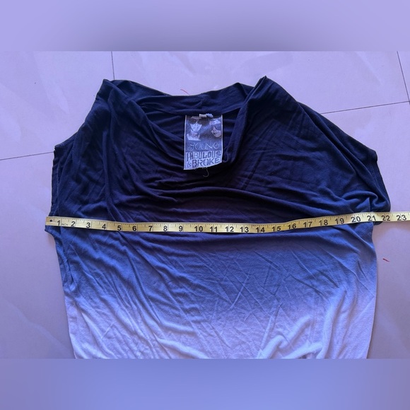 Black and White Muscle Tee with Textured Tank Top Style young fabulous & broke M - Picture 12 of 16